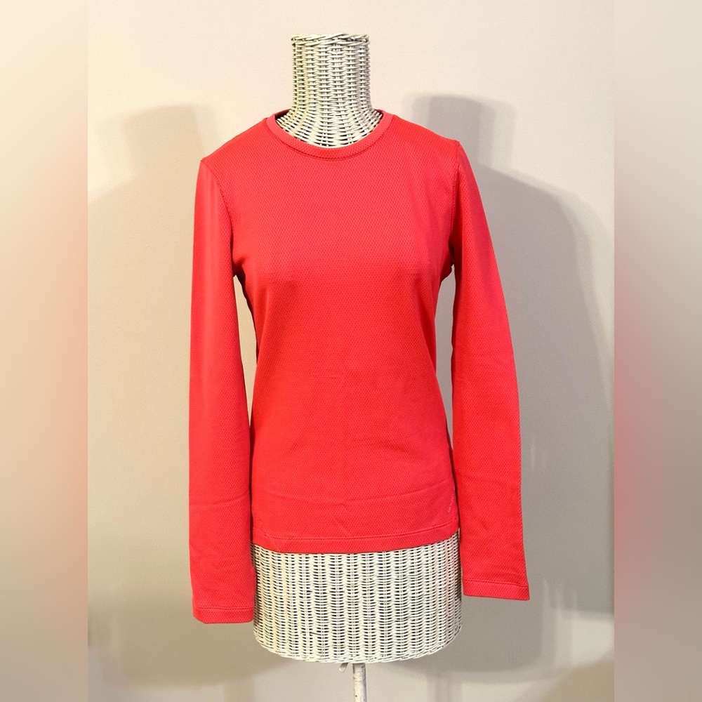 Women’s Under Armour winter top